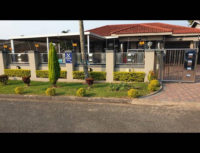 4 BEDROOM HOUSE FOR SALE IN ESIKHAWINI J